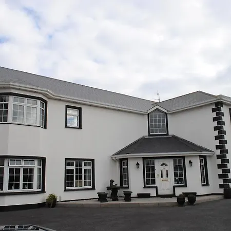 Oldcourt House Bed & Breakfast