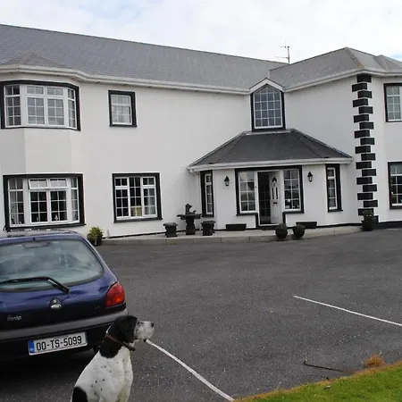 Oldcourt House 4*